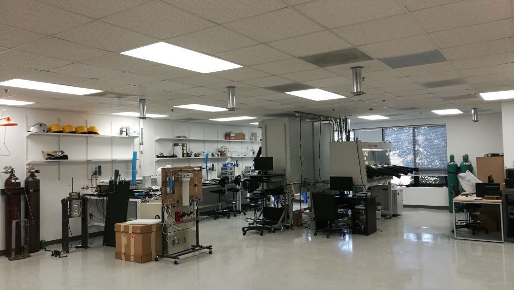 Slider image 5: lab full room